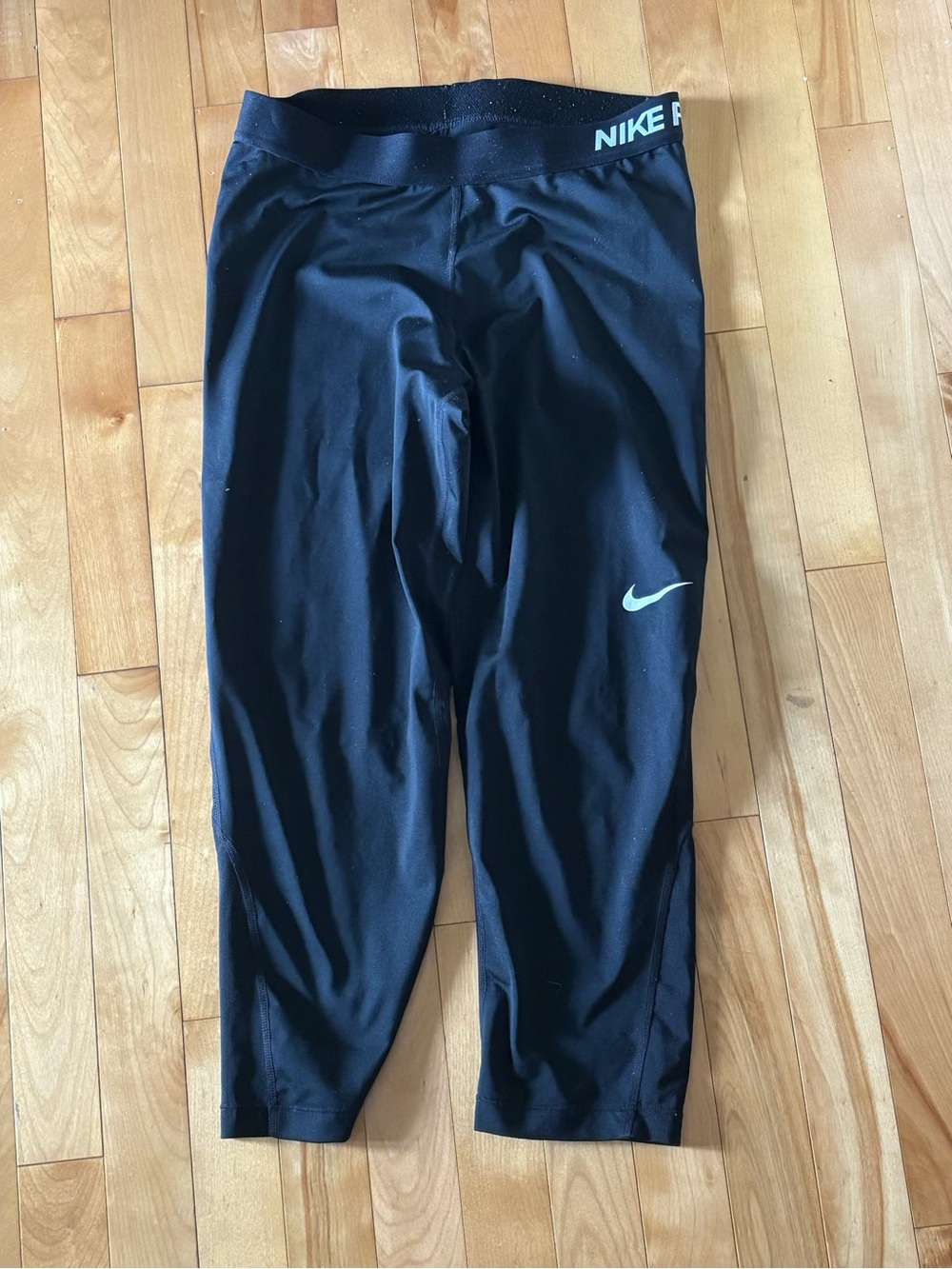 Nike Pro Black Capri Leggings